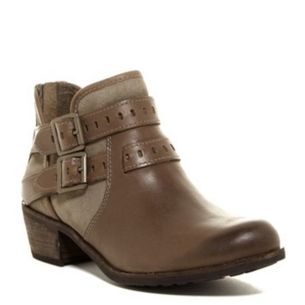UGG Patsy Double Buckle Brown Tan UGG Pure Lining Leather Shearling Lined Insole